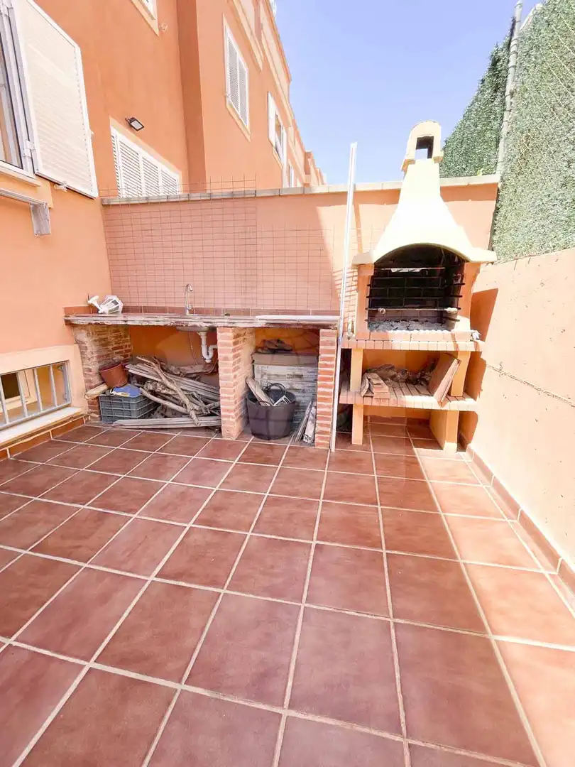 Cuina de Casa o xalet en venda en Vélez-Málaga amb Aire condicionat, Calefacció i Jardí privat