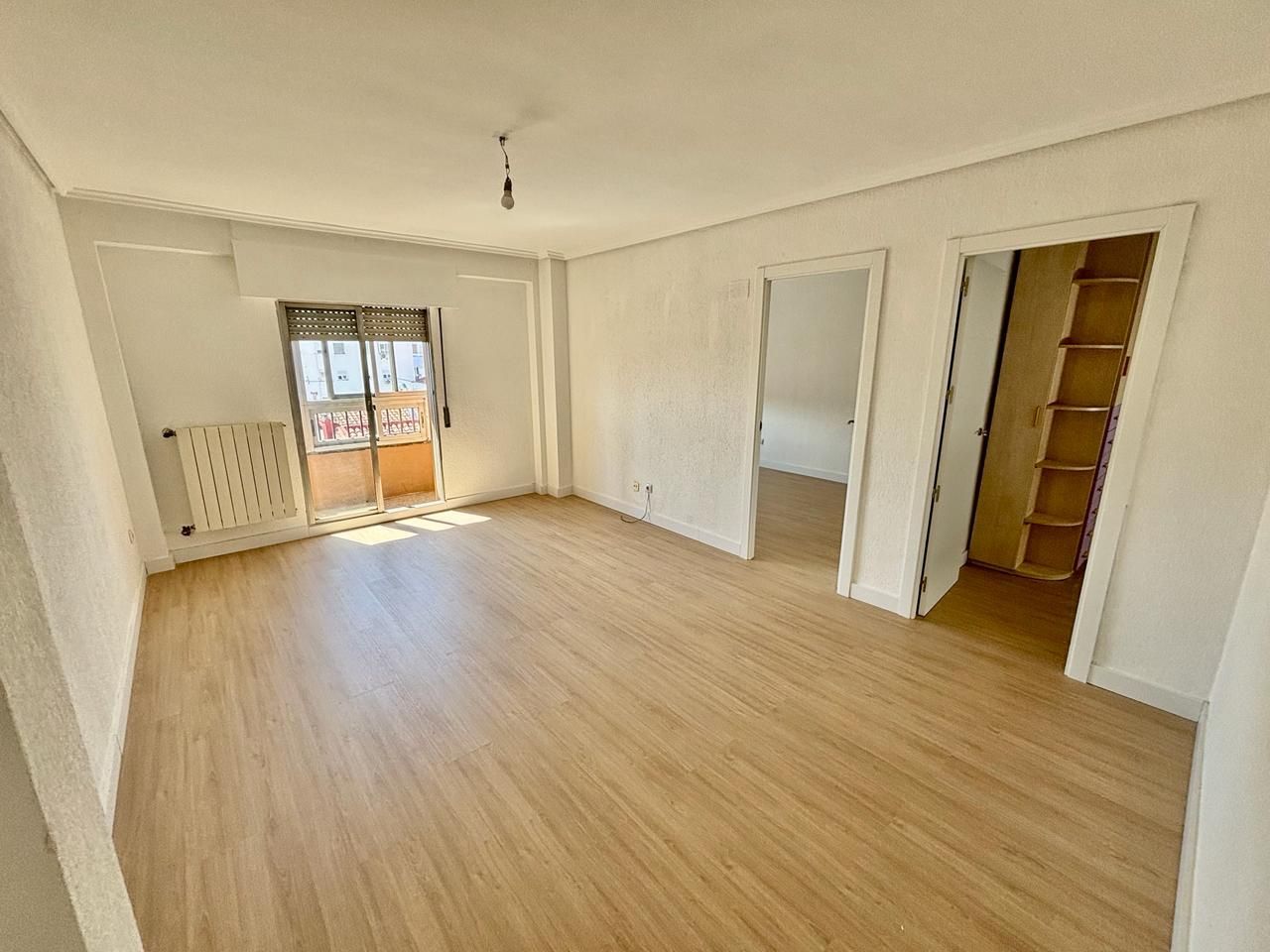 Habitación de Piso en venta en  Zaragoza Capital con Aire acondicionado, Calefacción y Balcón