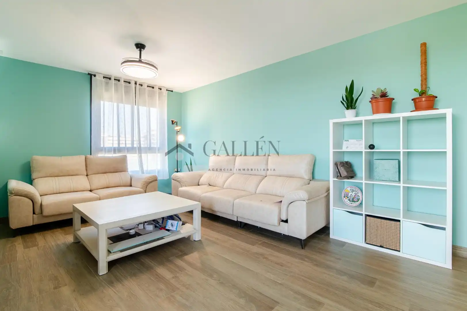 Sala de estar de Piso en venta en Castellón de la Plana / Castelló de la Plana con Aire acondicionado, Terraza y Trastero