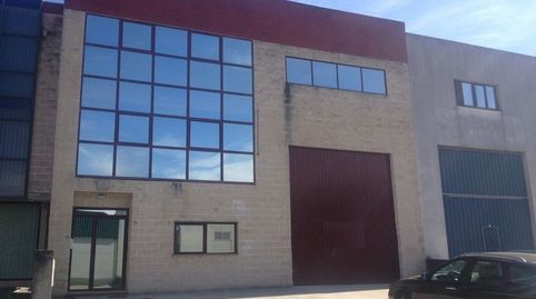 Venta de nave bien situada en el Polígono de Espíritu Santo, Cambre