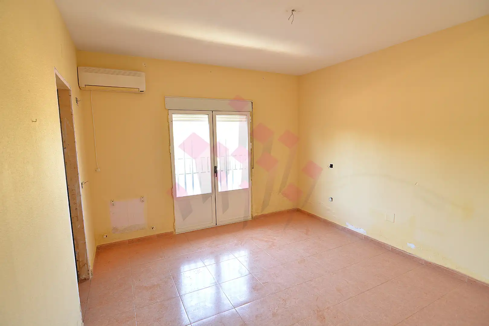 Bedroom of Houses for sale in Daimiel  with Storage room and Swimming Pool