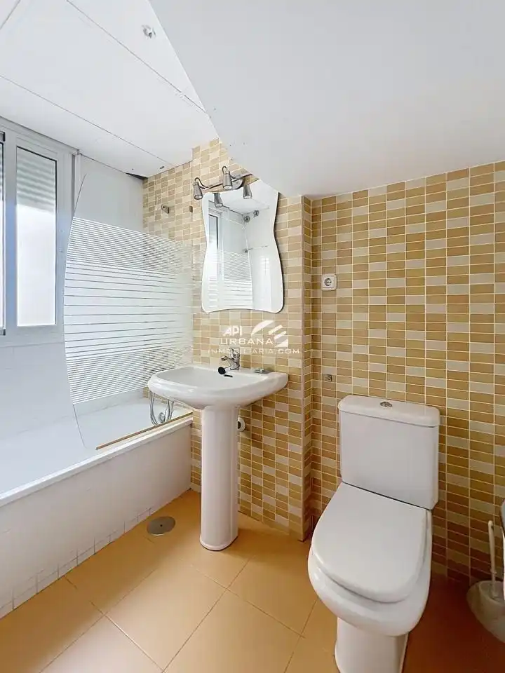 Bathroom of Duplexes for sale in Las Tinajerías - Juderías
