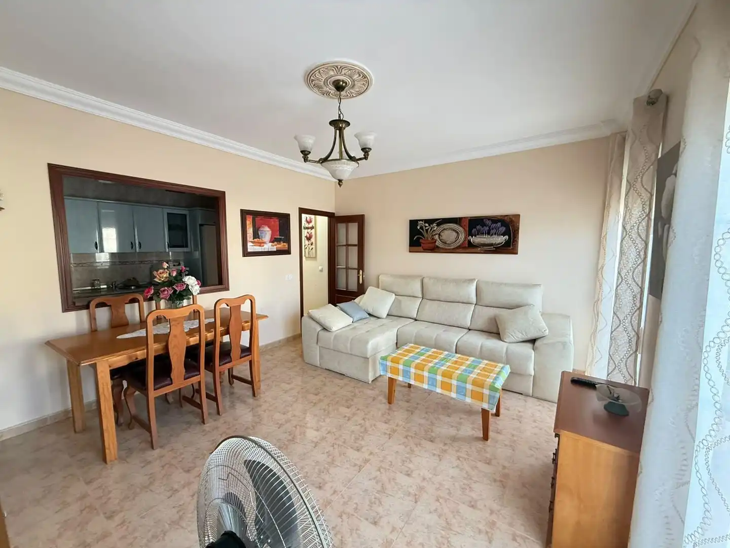Sala de estar de Piso en venta en Alameda, Málaga