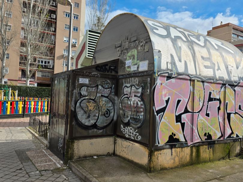 Vista exterior de Garaje de alquiler en  Madrid Capital