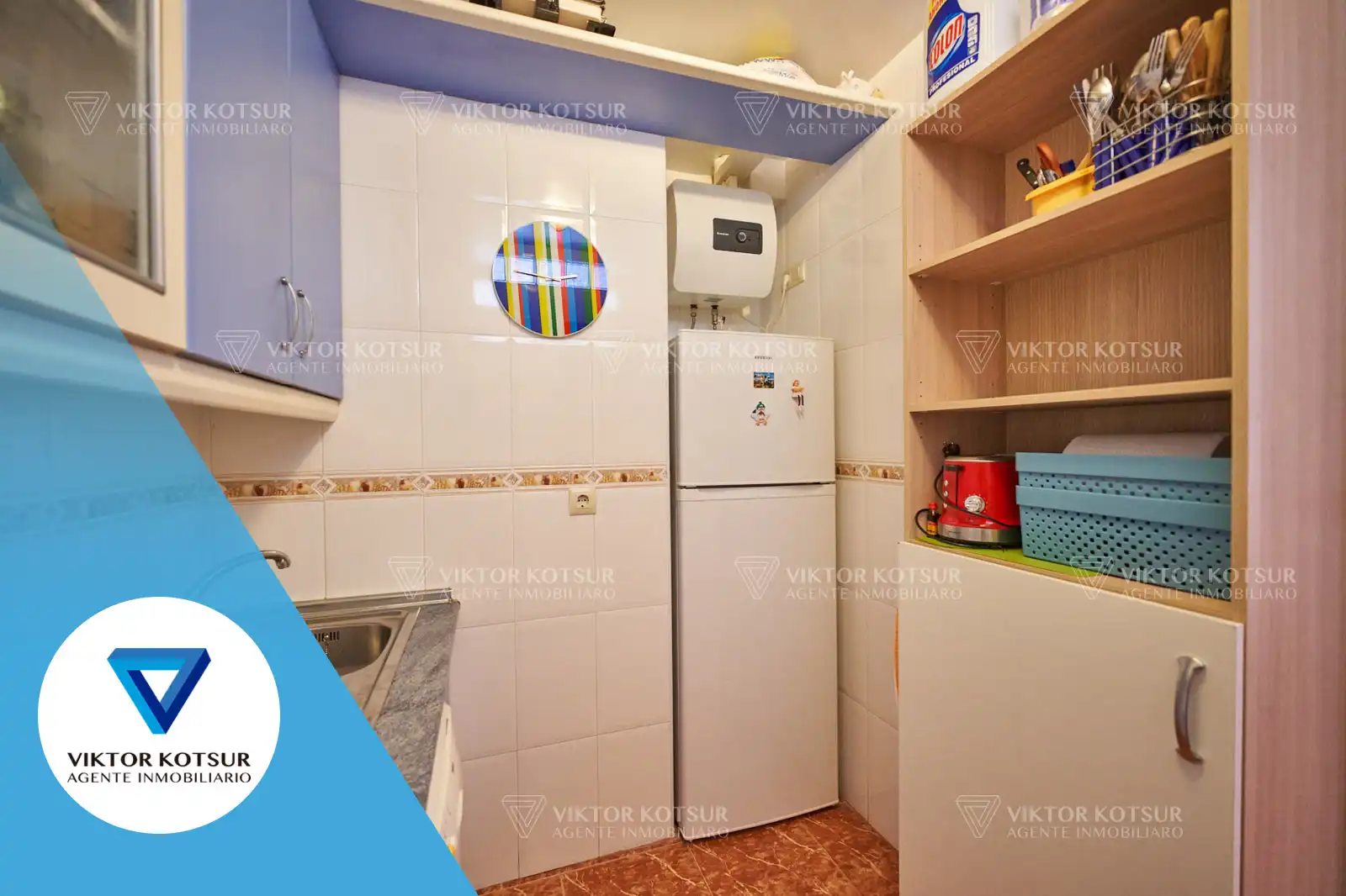 Kitchen of Apartments for sale in Roquetas de Mar  with Air Conditioner, Alarm and Community pool