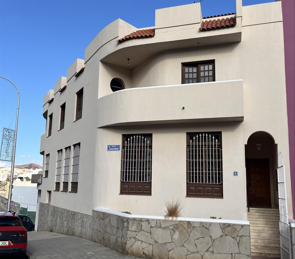 Single-family semi-detached for sale in Ahoren, Alisios