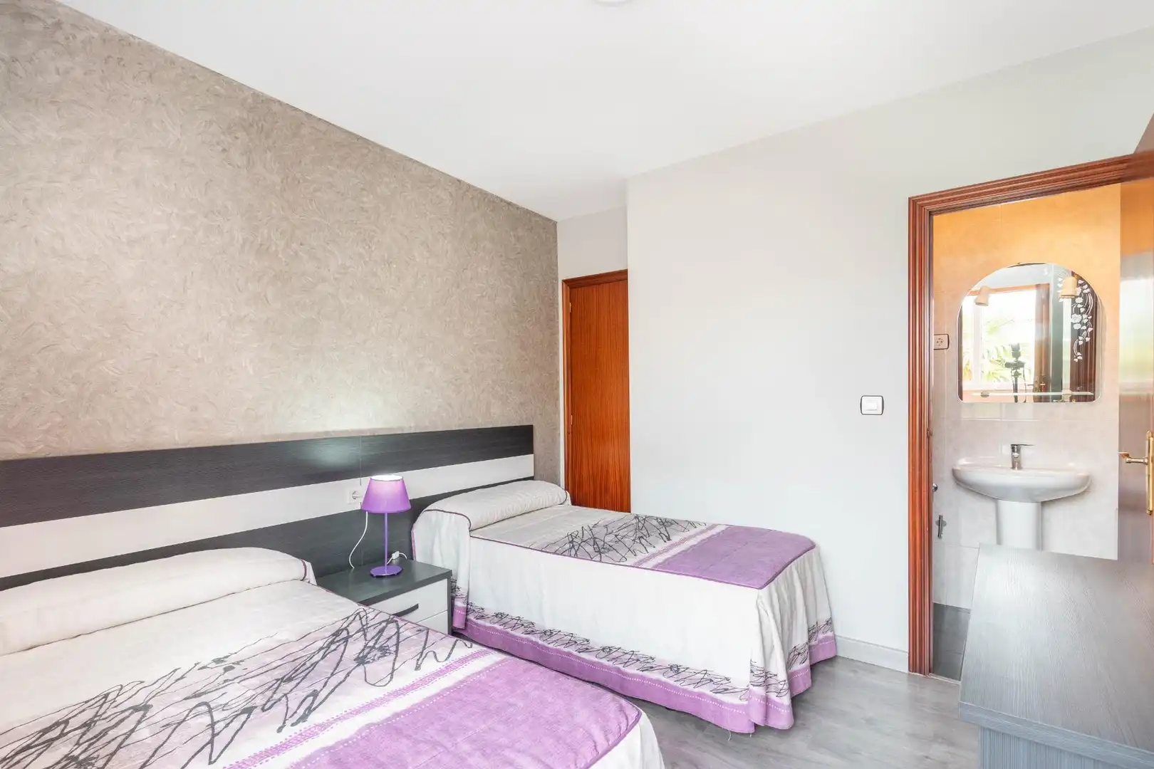 Habitación de Edificio en venta en Bercianos del Páramo