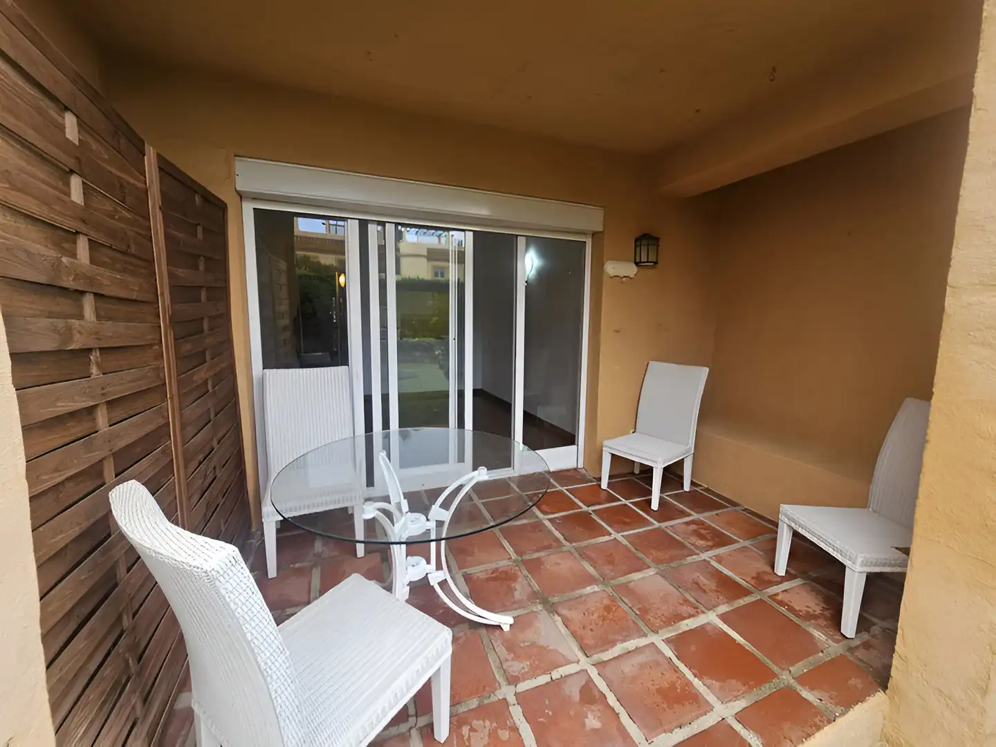 Apartamento con piscina en venta en Calahonda, imagen 33