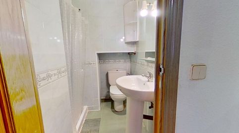 Foto 3 de Piso en venta en Calle de Emilio Ortuño, Numancia, Madrid Capital