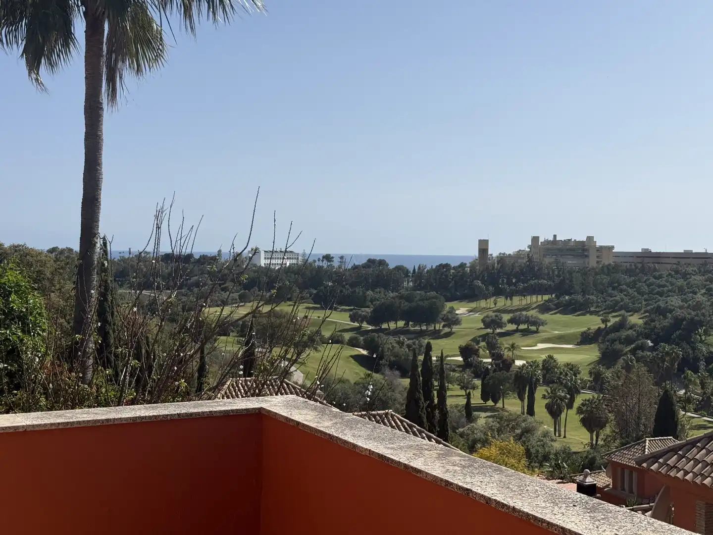 Vista exterior de Casa adosada de lloguer en Marbella amb Aire condicionat, Calefacció i Jardí privat