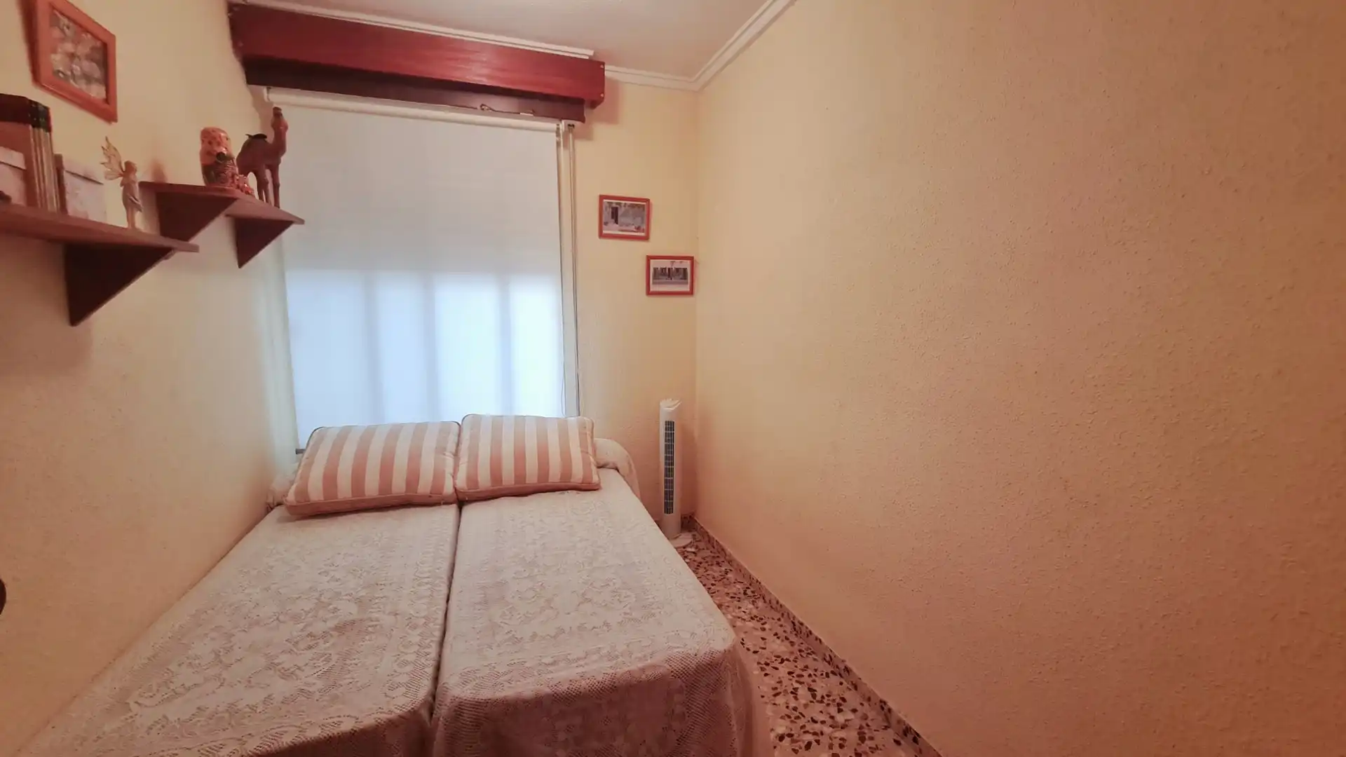 Bedroom of Flat for rent in Torrevieja  with Heating, Terrace and Storage room