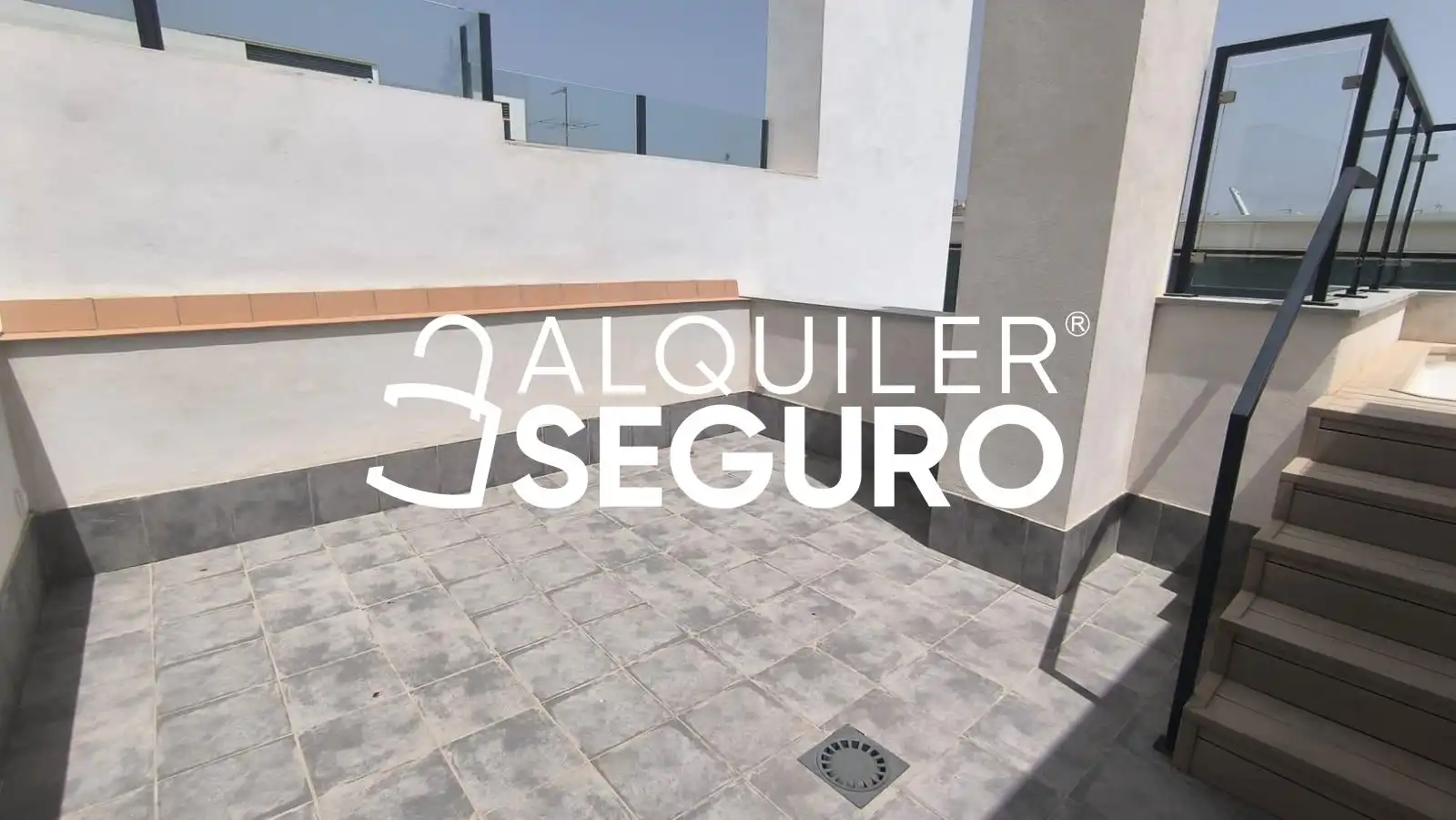 Terrassa de Àtic de lloguer en Sevilla amb Aire condicionat, Calefacció i Piscina