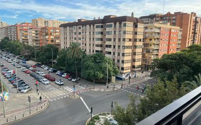 Exterior view of Flat to rent in  Valencia Capital  with Air Conditioner, Furnished and Oven