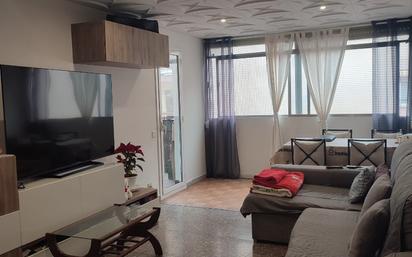 Living room of Flat for sale in Rubí  with Balcony