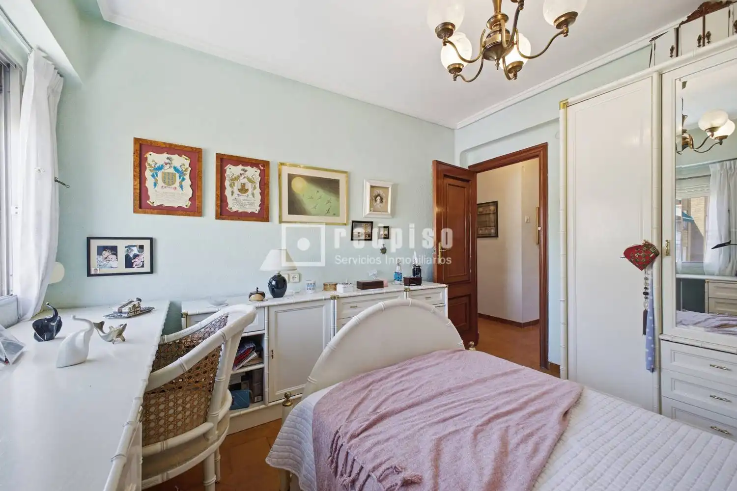 Habitación de Piso en venta en Valencia con Calefacción, Terraza y Amueblado