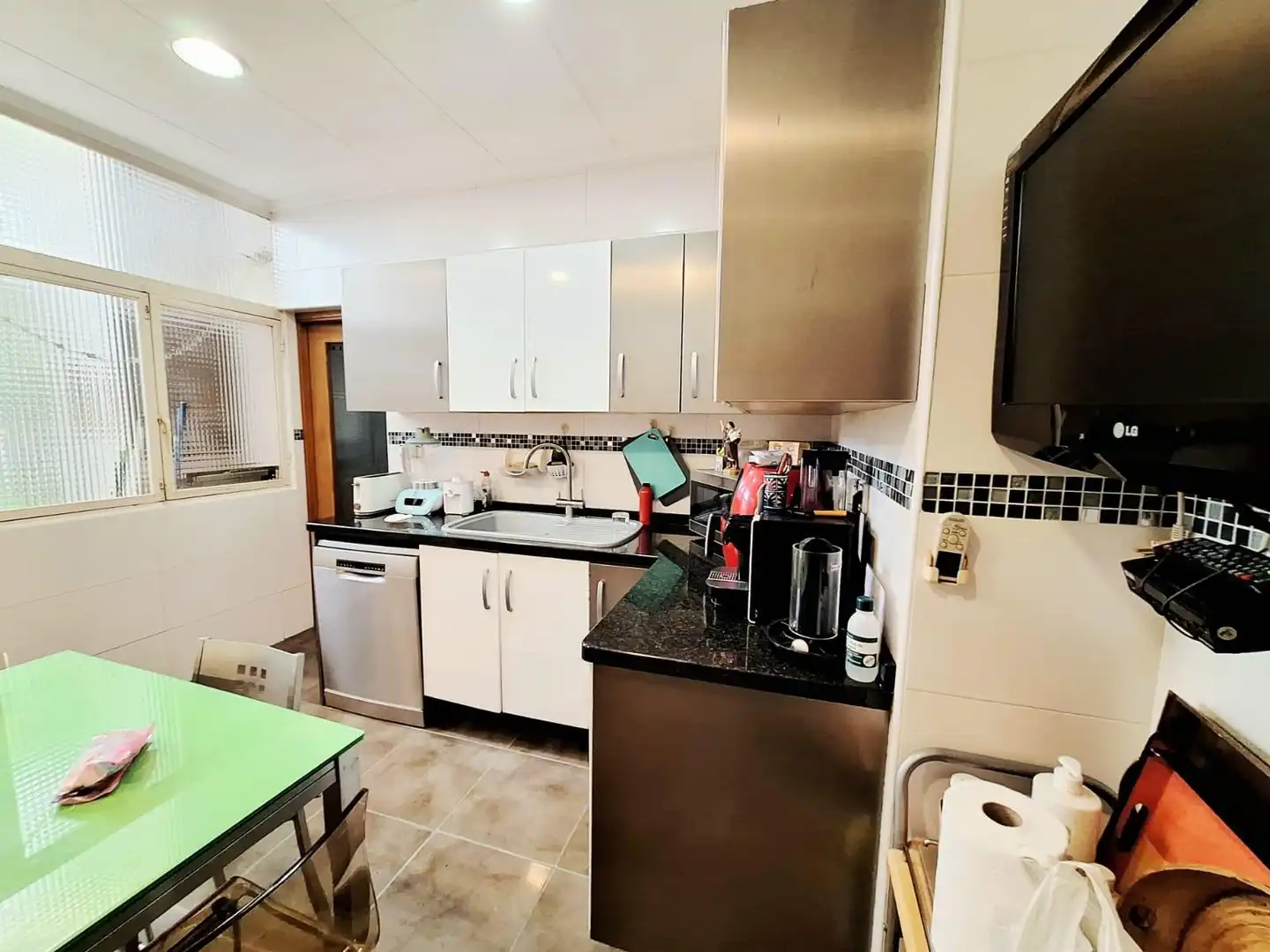 Kitchen of Houses for sale in Carcaixent  with Air Conditioner