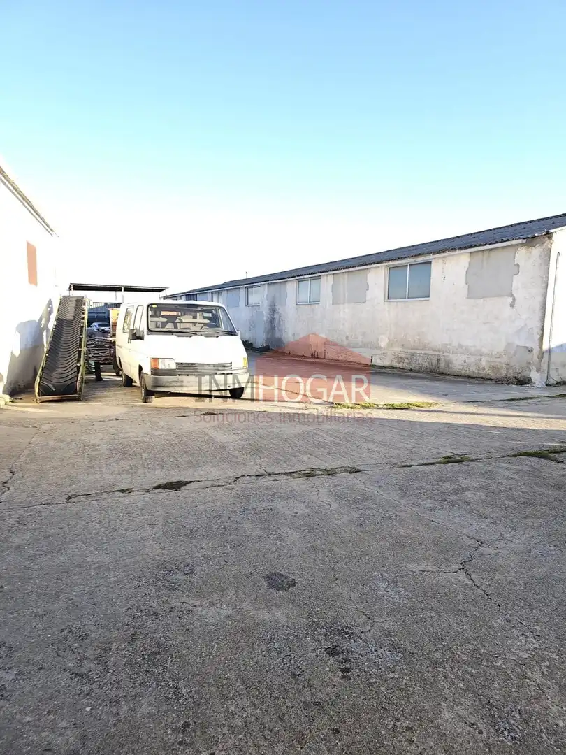 Parking of Industrial buildings for sale in Machacón
