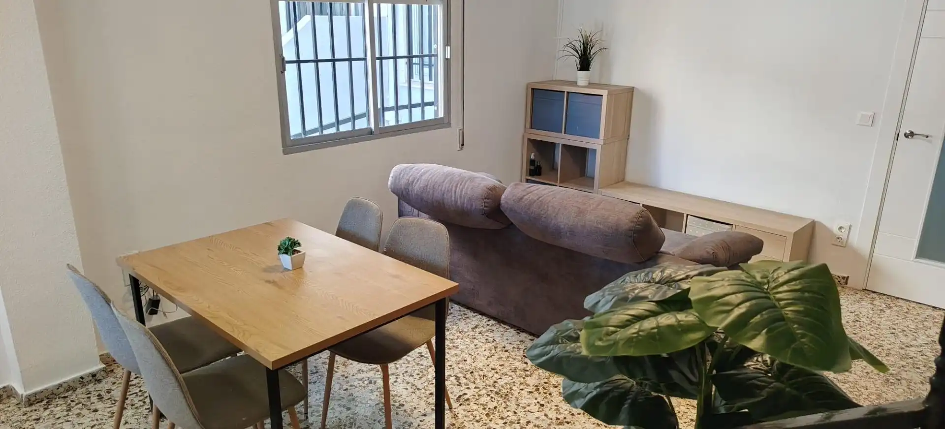 Living room of Houses for sale in Navarrés