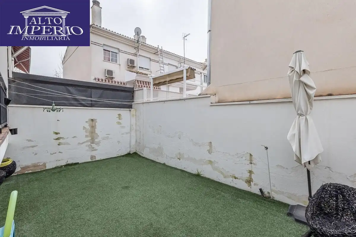 Adossat amb terrassa en venda a Belicena, imagen 9