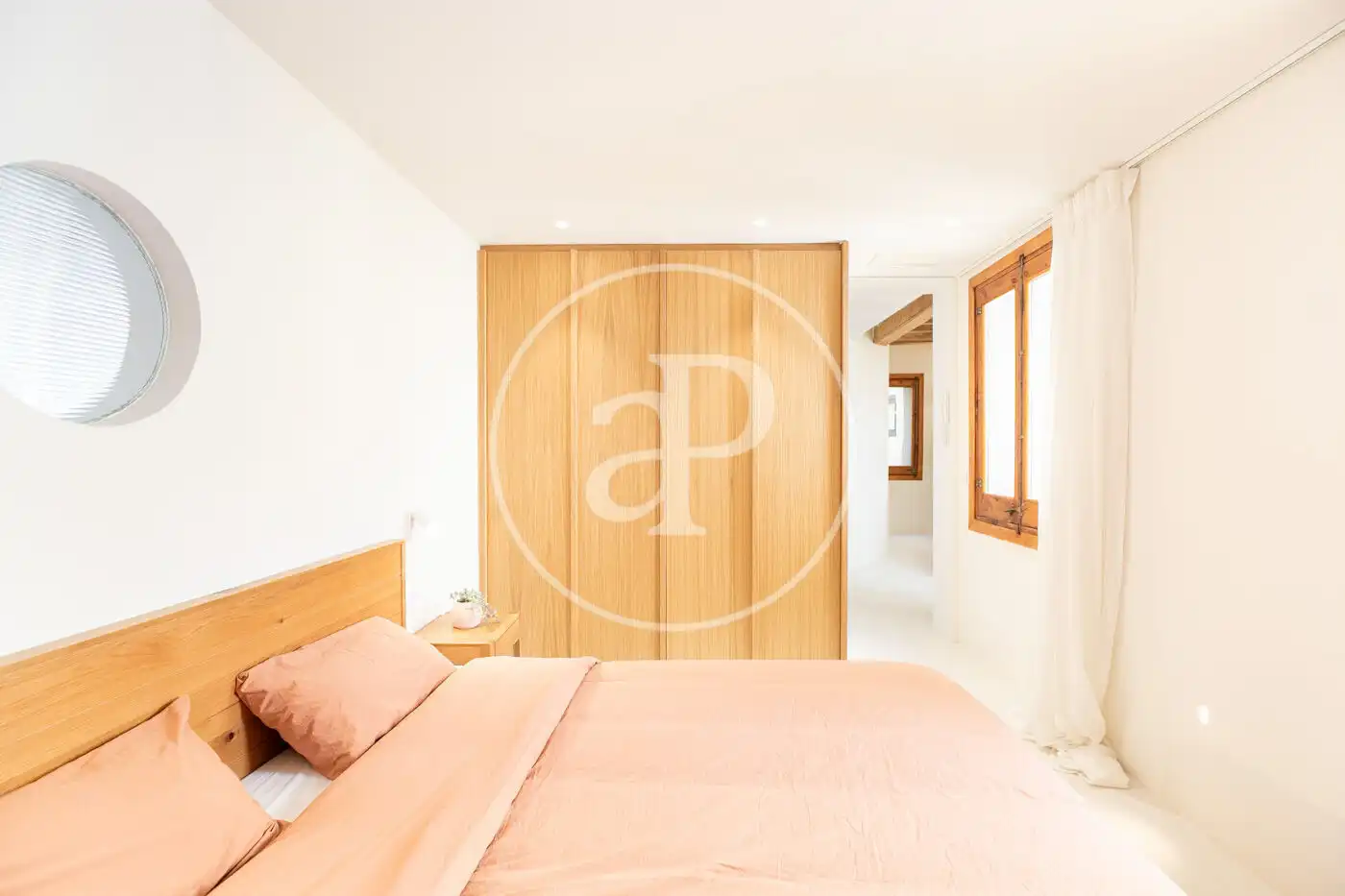 Habitación de Piso en venta en Barcelona con Calefacción, Amueblado y Balcón