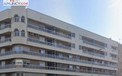 Exterior view of Flat for sale in  Sevilla Capital  with Heating, Parquet flooring and Terrace