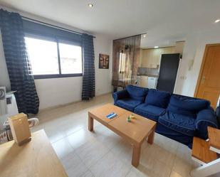 Sala d'estar de Apartament en venda en El Molar (Madrid) amb Calefacció