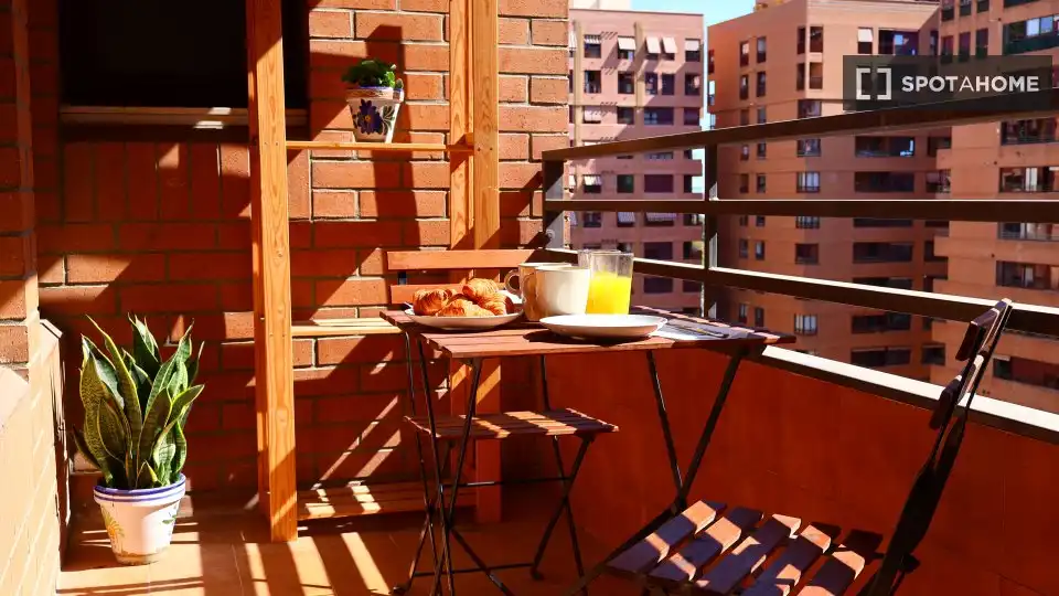 Balcony of Flat for rent in Valencia  with Air Conditioner, Heating and Furnished