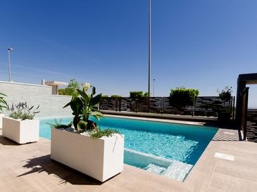 Chalet con piscina en venta en Orihuela Costa
