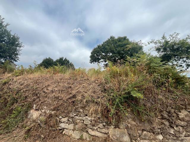 Terreno en Venta en Covelo