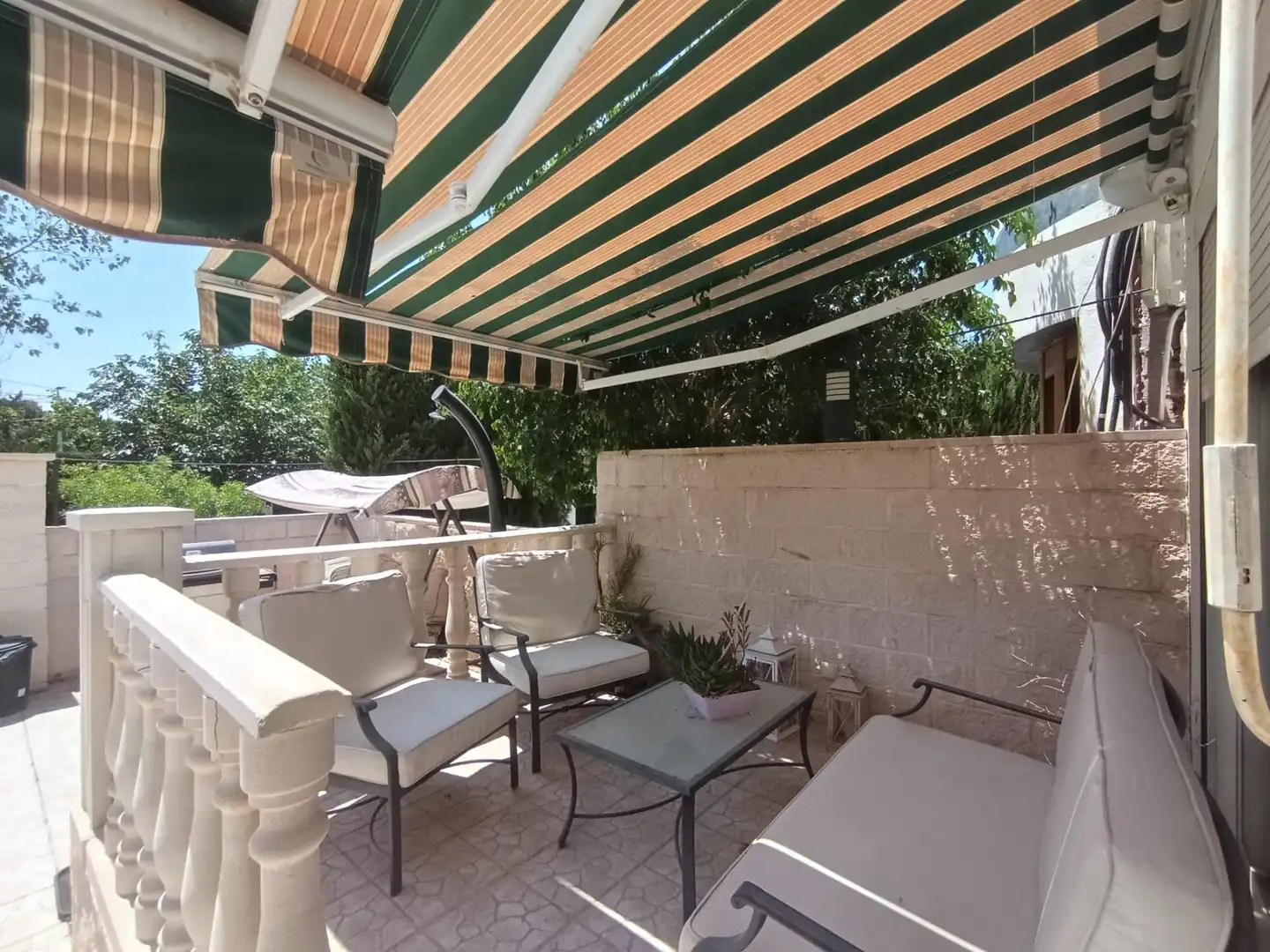 Terrassa de Casa o xalet en venda en El Campello amb Aire condicionat, Jardí privat i Terrassa