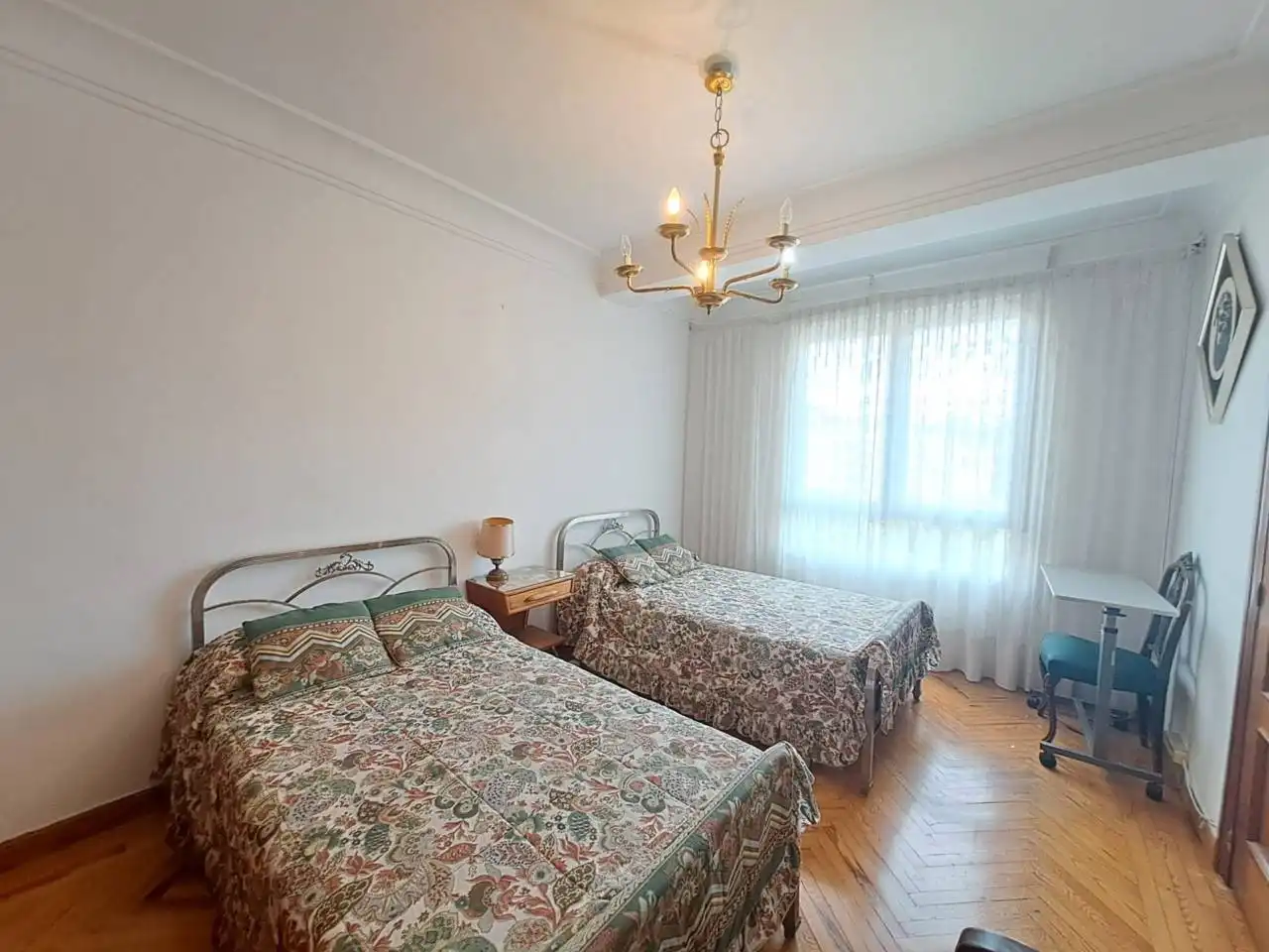 Habitación de Piso en venta en Burgos con Calefacción y Trastero