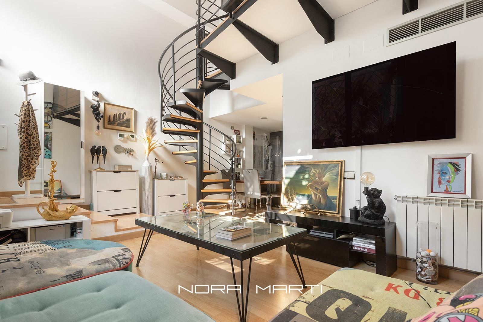 Sala d'estar de Planta baixa en venda en  Barcelona Capital amb Aire condicionat, Calefacció i Terrassa