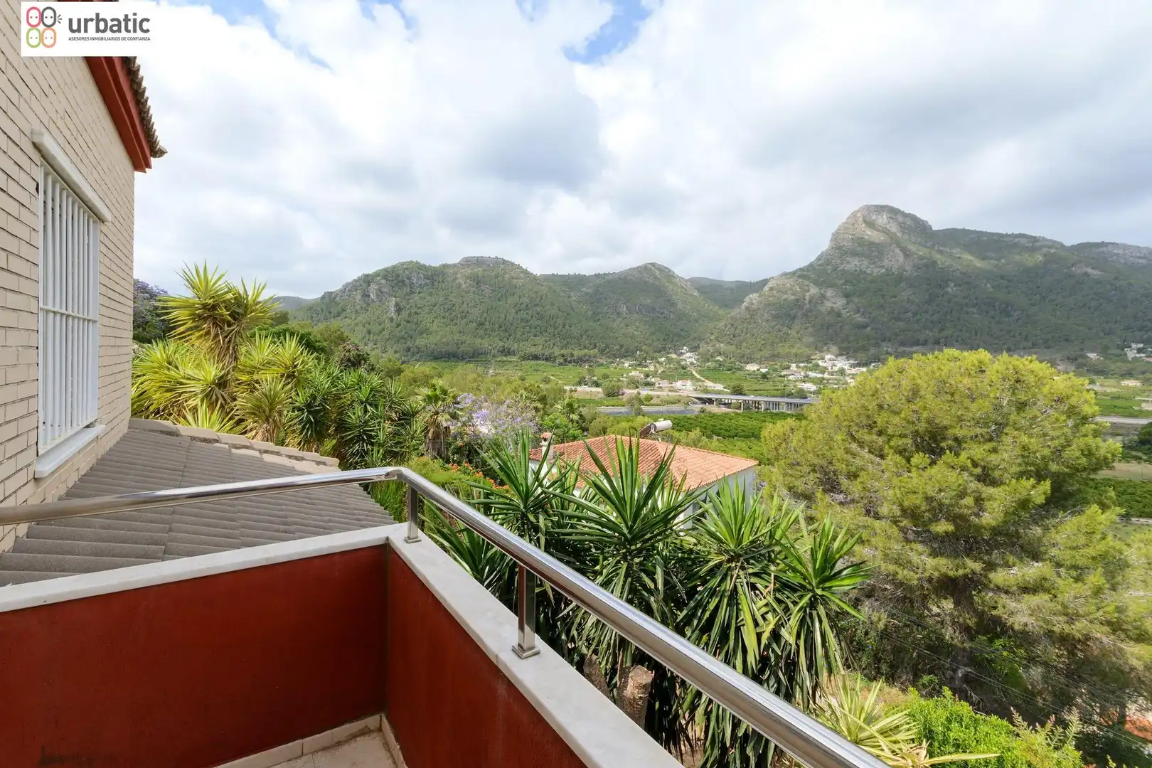 Chalet con jardín en venta en Urbanizaciones, imagen 11