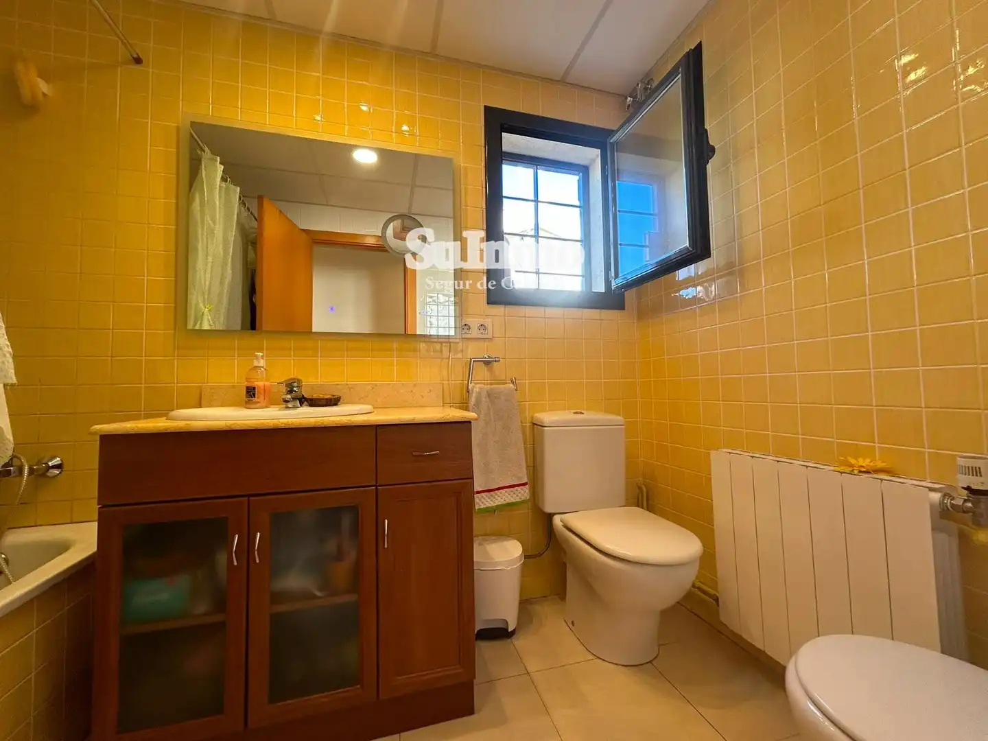 Bathroom of Detached homes for sale in Calafell  with Air Conditioner, Heating and Private garden
