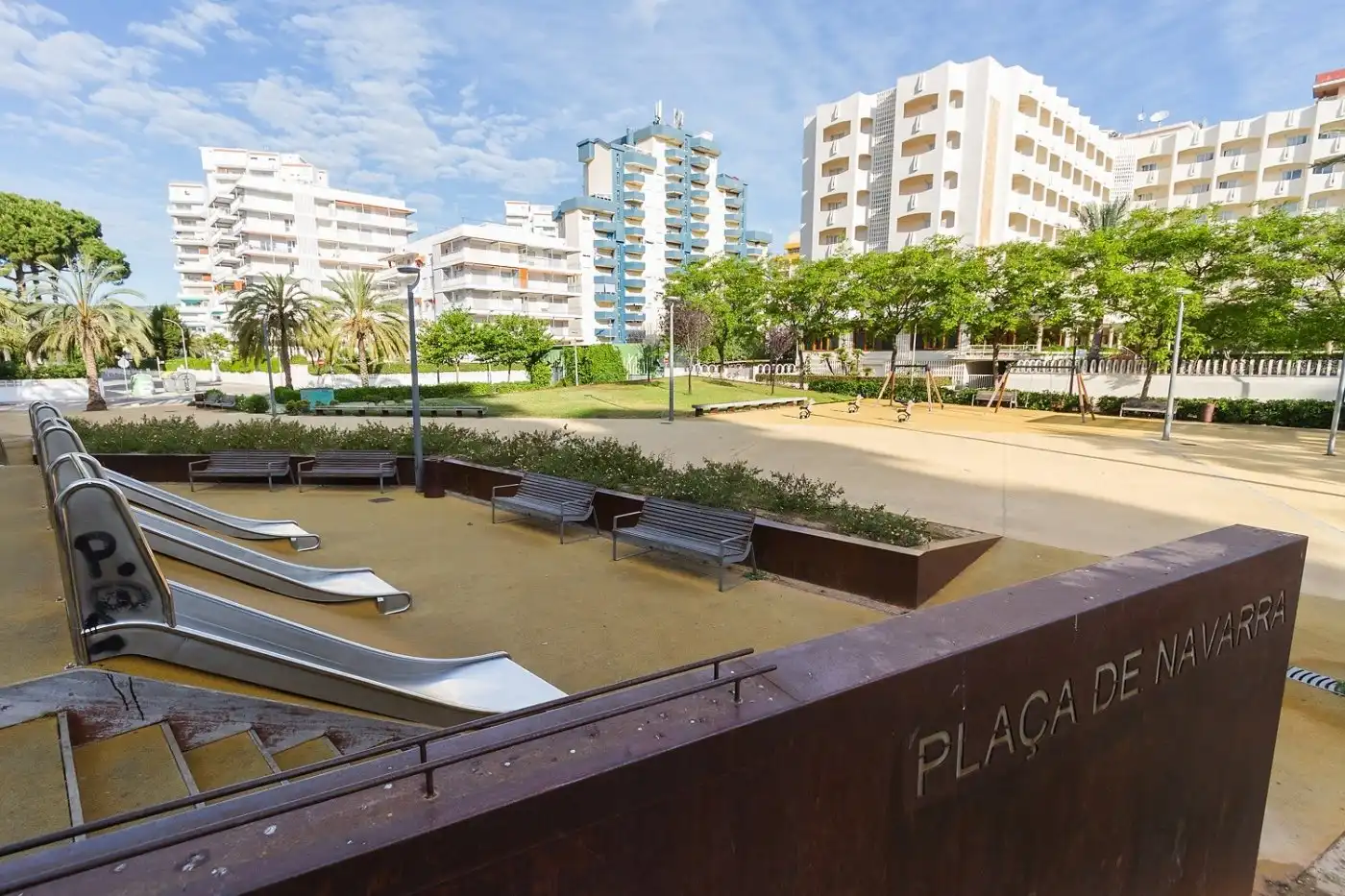 Vista exterior de Apartamento en venta en Gandia con Jardín privado, Terraza y Balcón