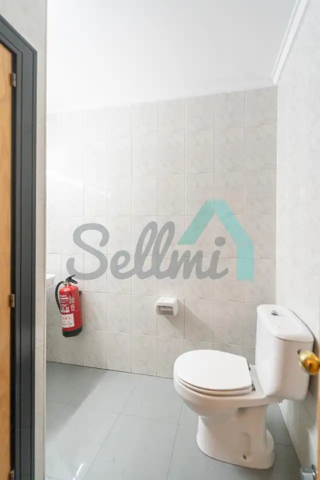 Büro mit Aufzug zur Miete in Uría, imagen 15