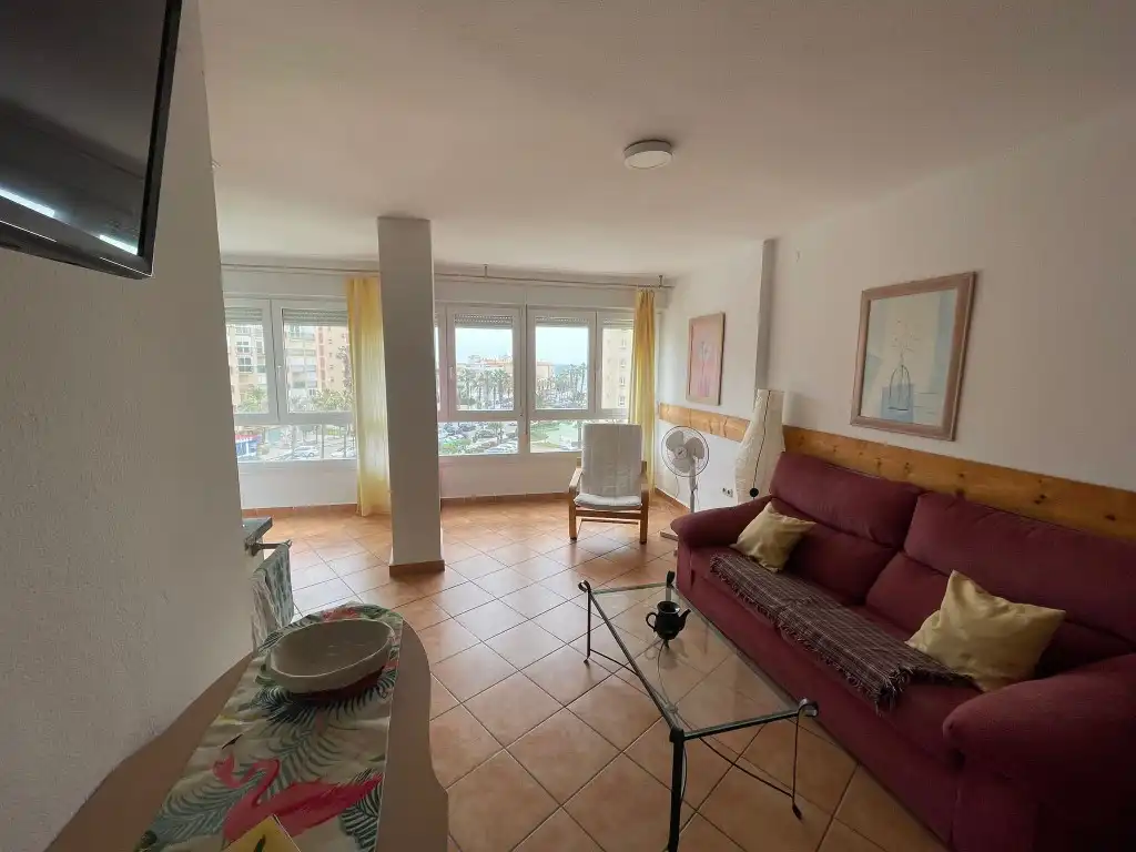 Sala d'estar de Apartament en venda en Torrox amb Terrassa, Piscina i Moblat