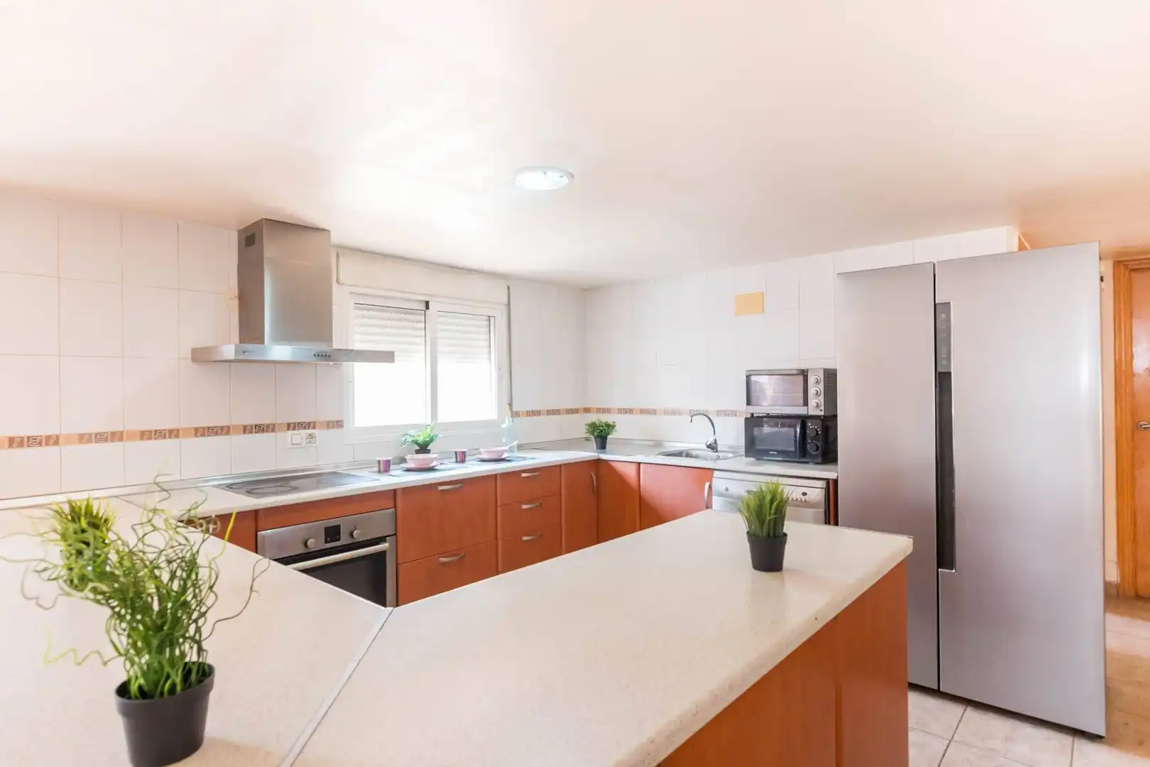 Küche von Einfamilien-Reihenhaus zum Verkauf in Las Torres de Cotillas mit Klimaanlage, Privatgarten und Terrasse