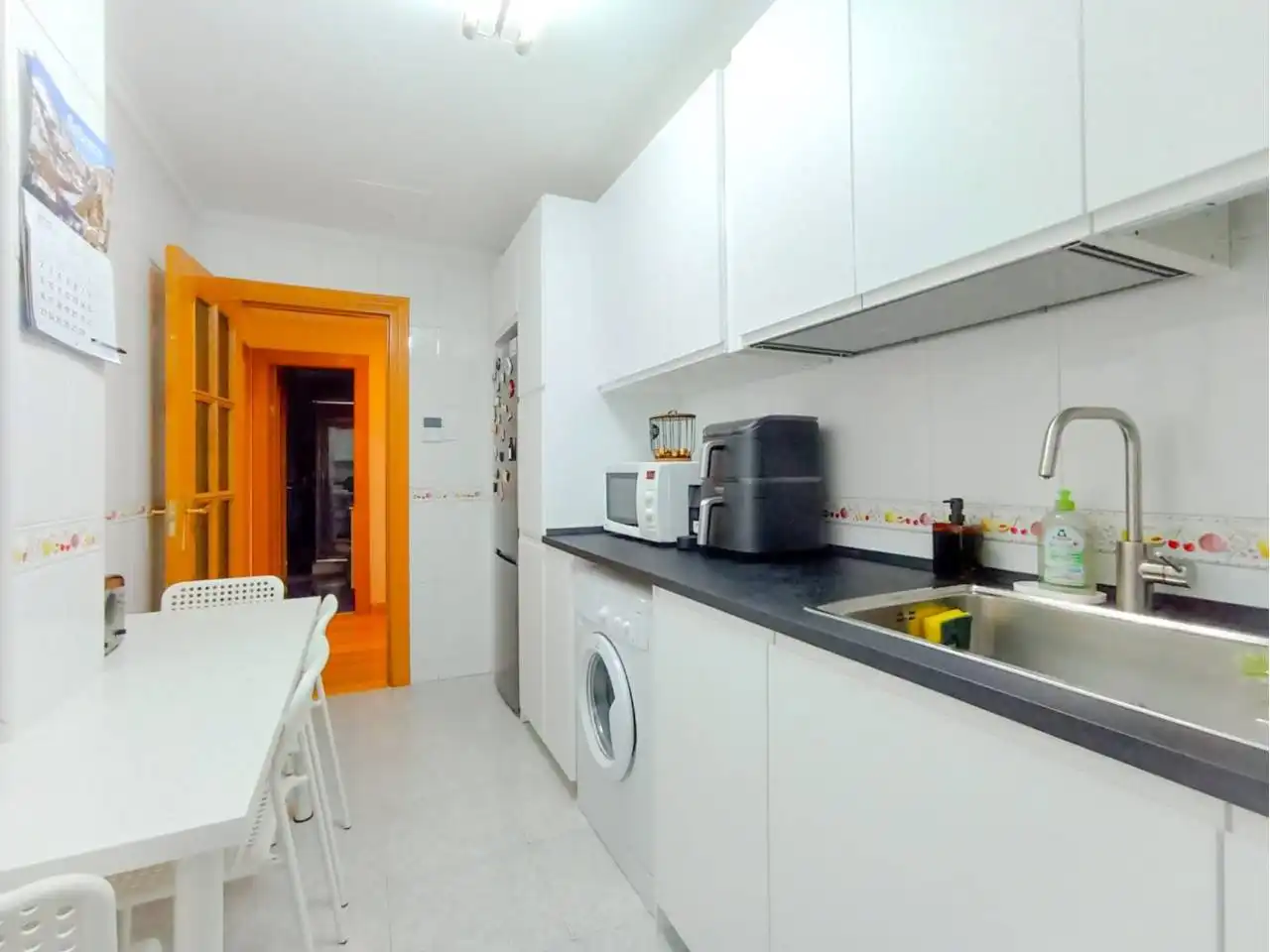 Cuina de Apartament en venda en Burgos amb Calefacció, Parquet i Traster