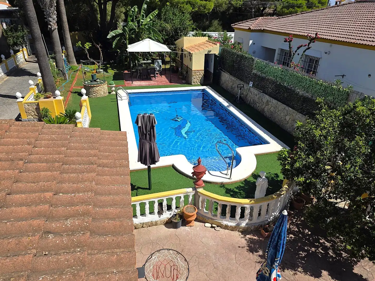 Schwimmbecken von Haus oder Chalet zum Verkauf in Chiclana de la Frontera mit Privatgarten, Abstellraum und Schwimmbad