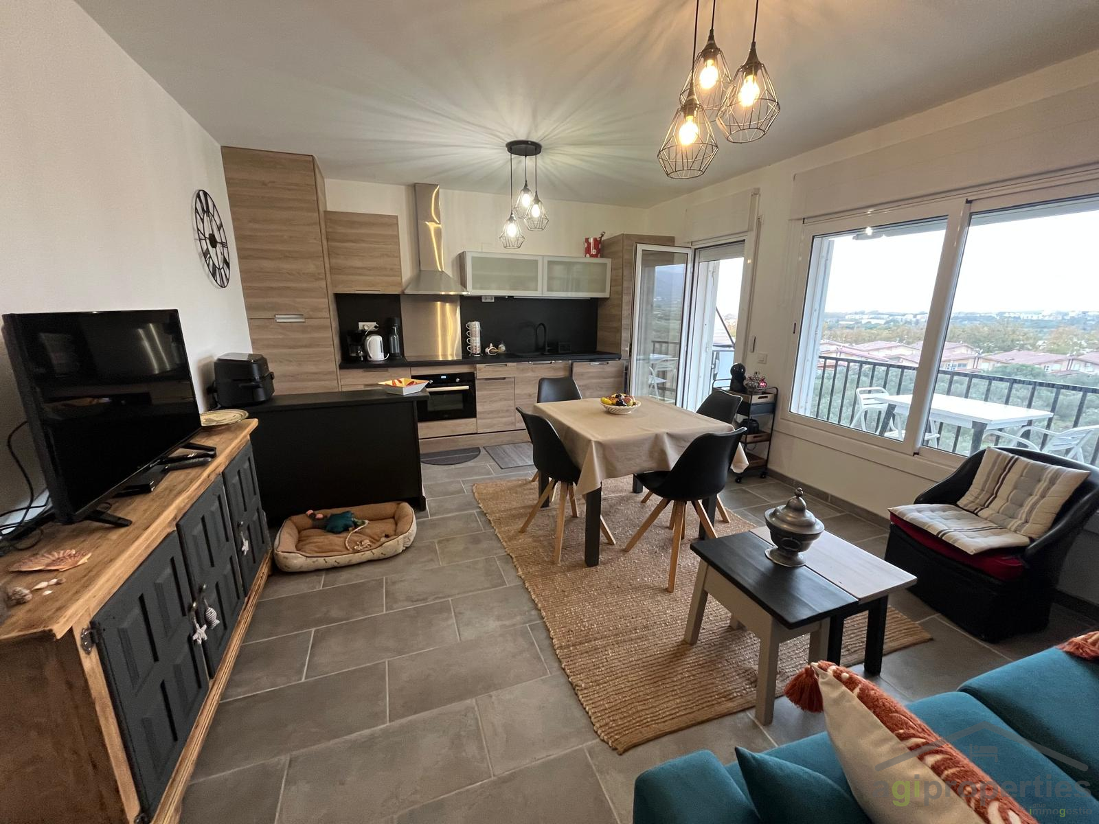 Apartament en venda a Carrer Londres, 19-23 pl.3 pt.16, 19, Els Grecs - Mas Oliva