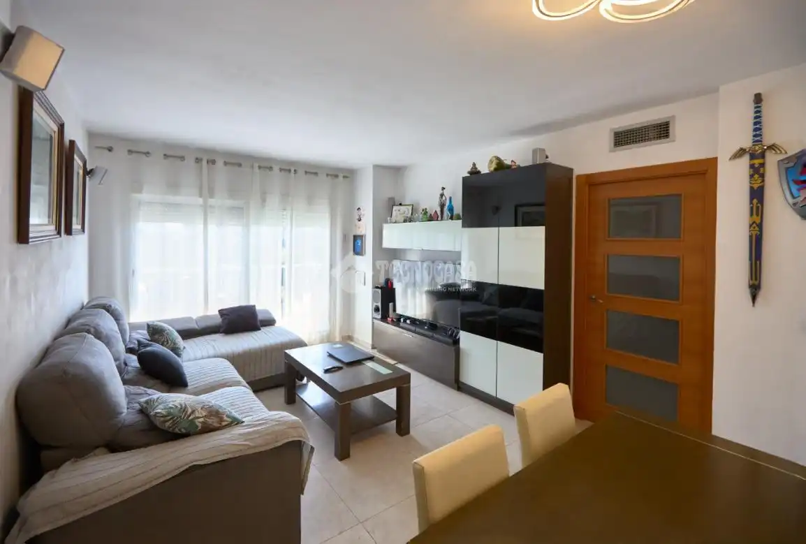 Sala de estar de Piso en venta en Badalona con Aire acondicionado, Calefacción y Amueblado