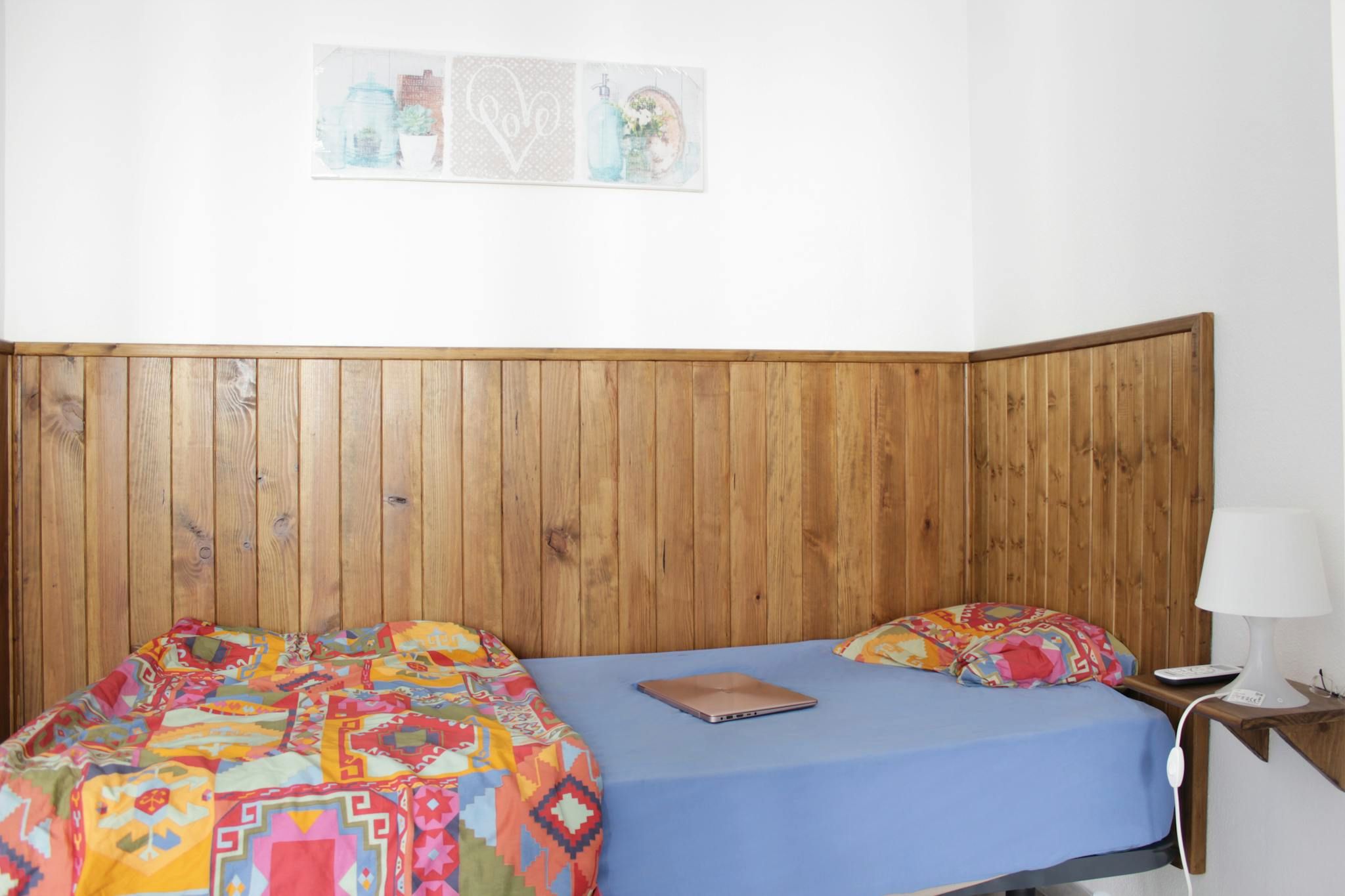 Bedroom of Flat to share in  Sevilla Capital  with Air Conditioner, Furnished and Washing machine
