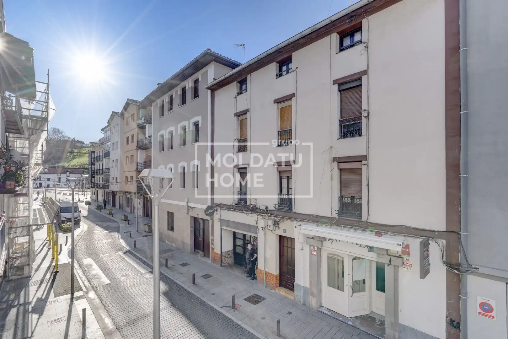 Vista exterior de Piso en venta en Irun  con Calefacción