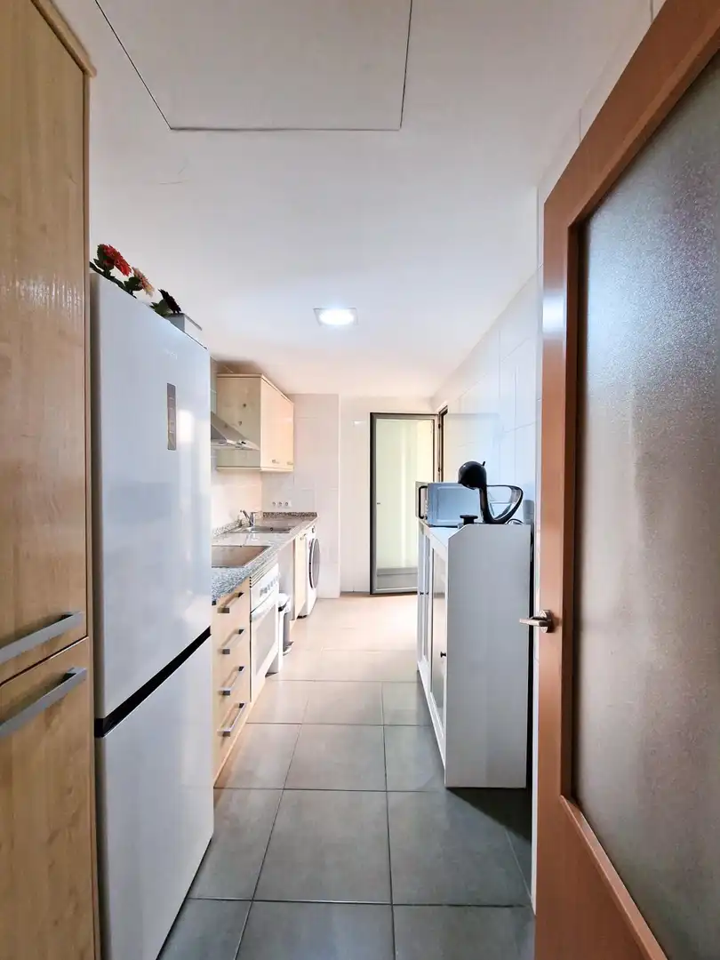 Cocina de Piso en venta en Elche / Elx con Aire acondicionado, Calefacción y Jardín privado