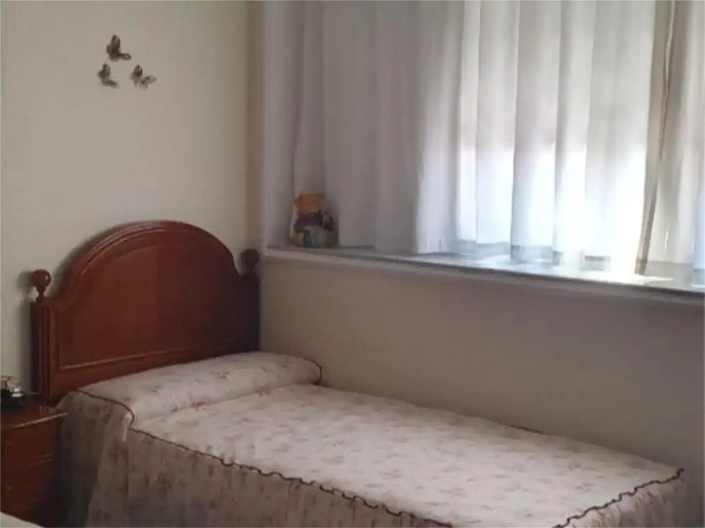 Dormitori de Casa adosada en venda en Sevilla amb Aire condicionat, Piscina i Moblat