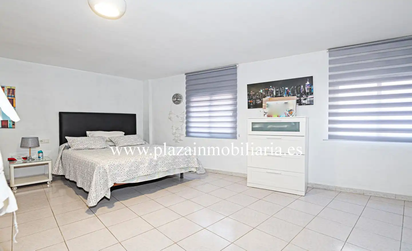 Dormitori de Casa o xalet en venda en Lucena amb Aire condicionat, Terrassa i Traster