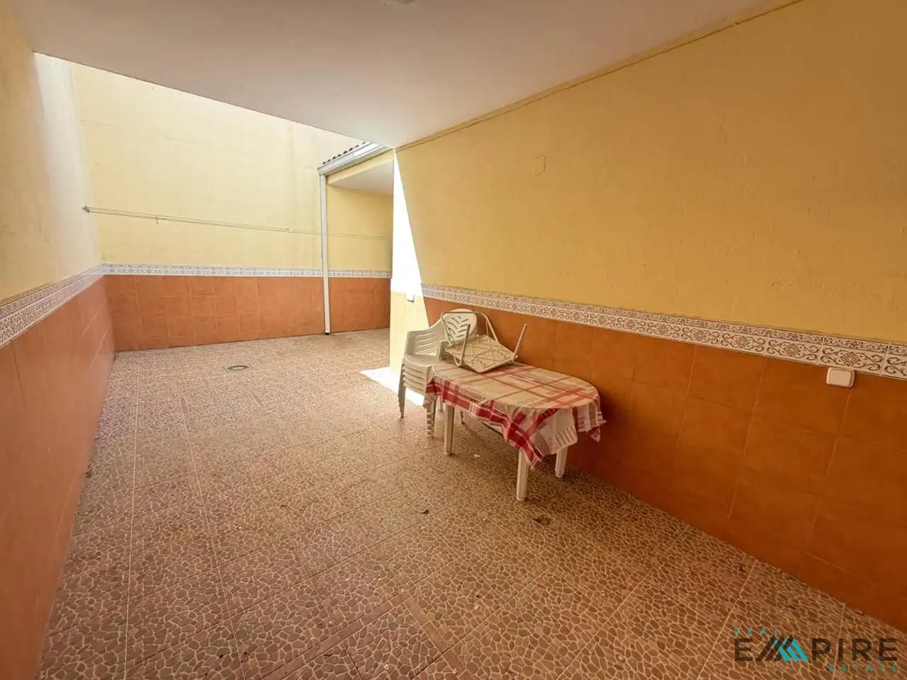 Casa adosada en venda en Los Yébenes amb Calefacció, Jardí privat i Terrassa