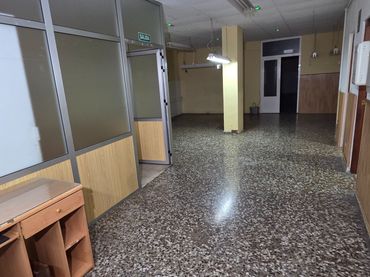 Local comercial de lloguer a Calle San Ignacio de Loyola 4
