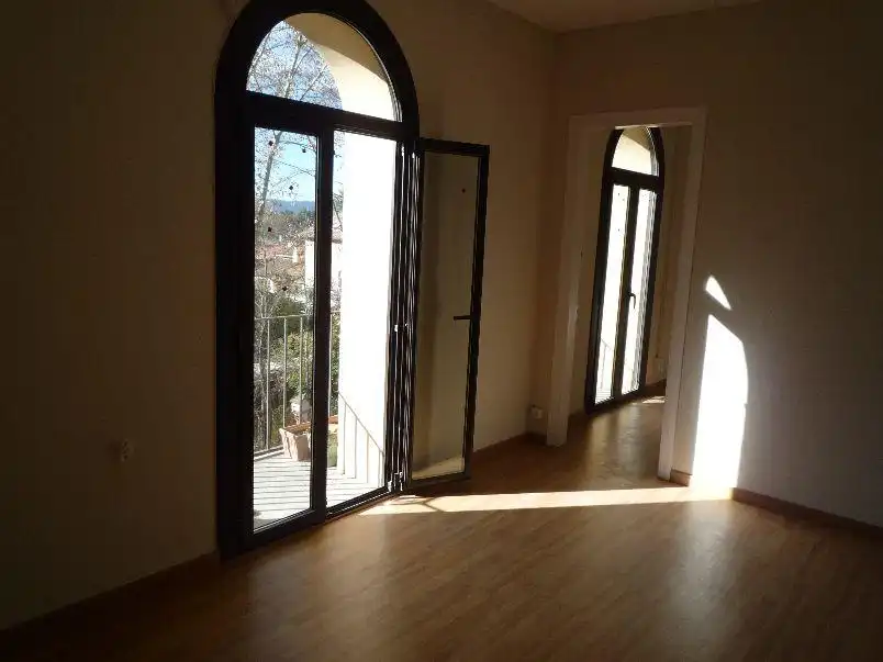 Gebäude zum Verkauf in Sant Julià de Vilatorta